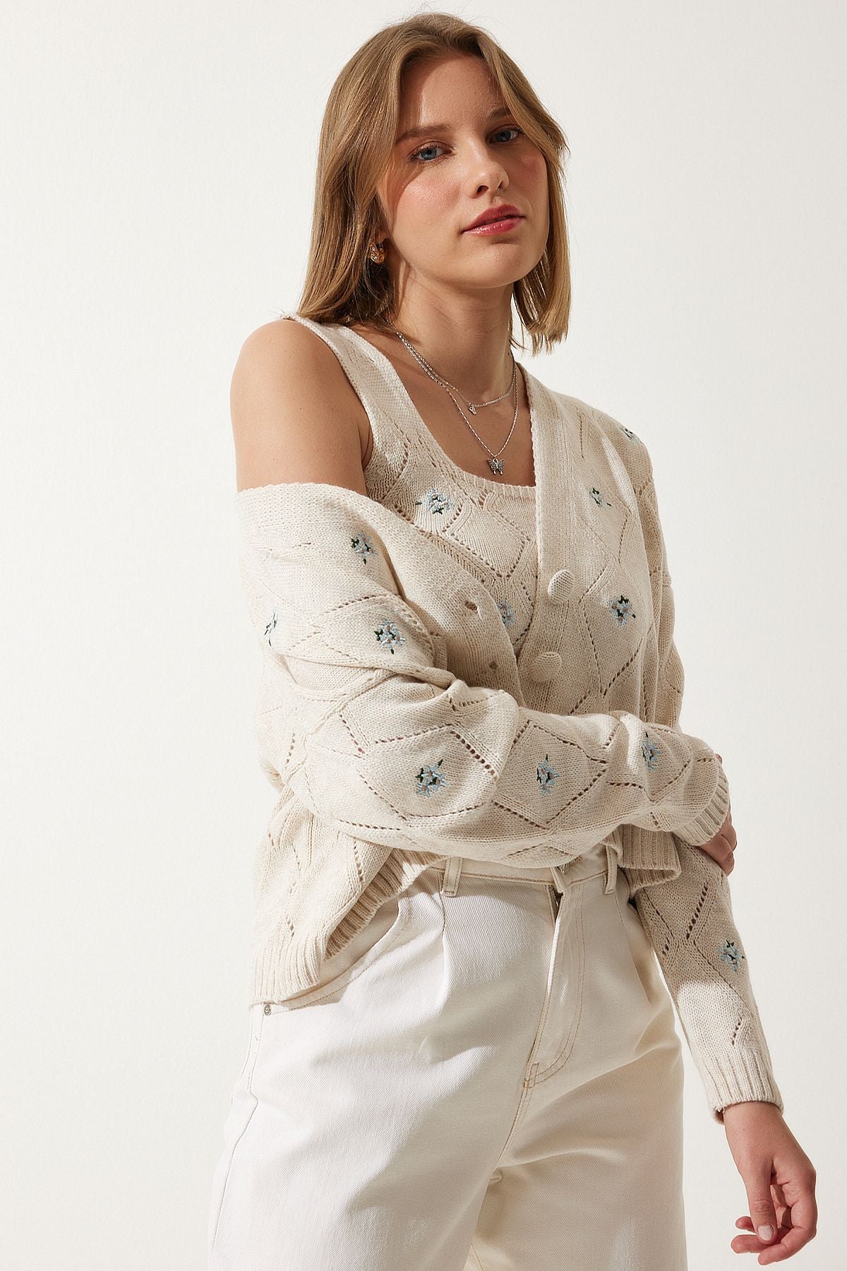 1_org_zoom_1_078a97fa-6535-4e89-bcbd-f16a74572ec9 - All About Eg