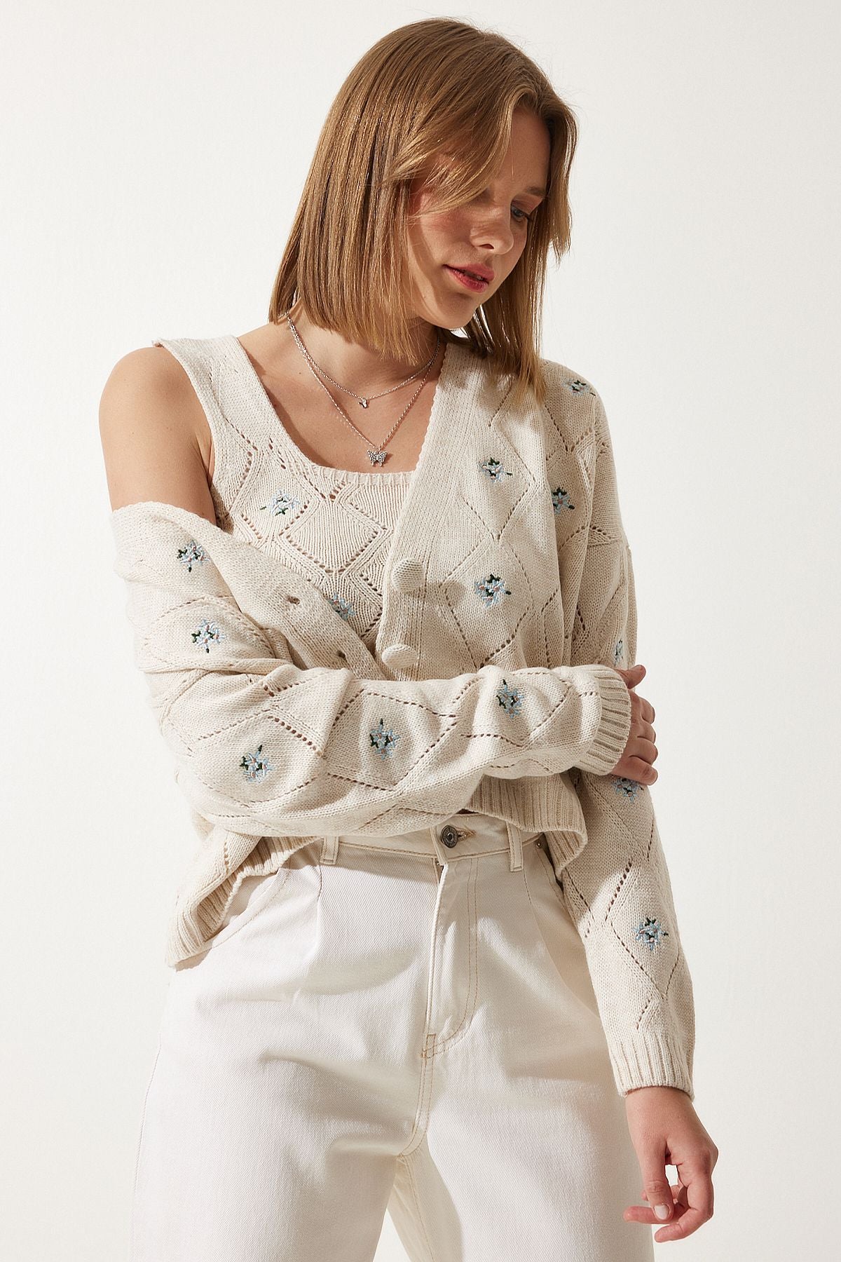 1_org_zoom_2_2482fd1c-8798-4bdd-a62f-2d91f392ffc7 - All About Eg