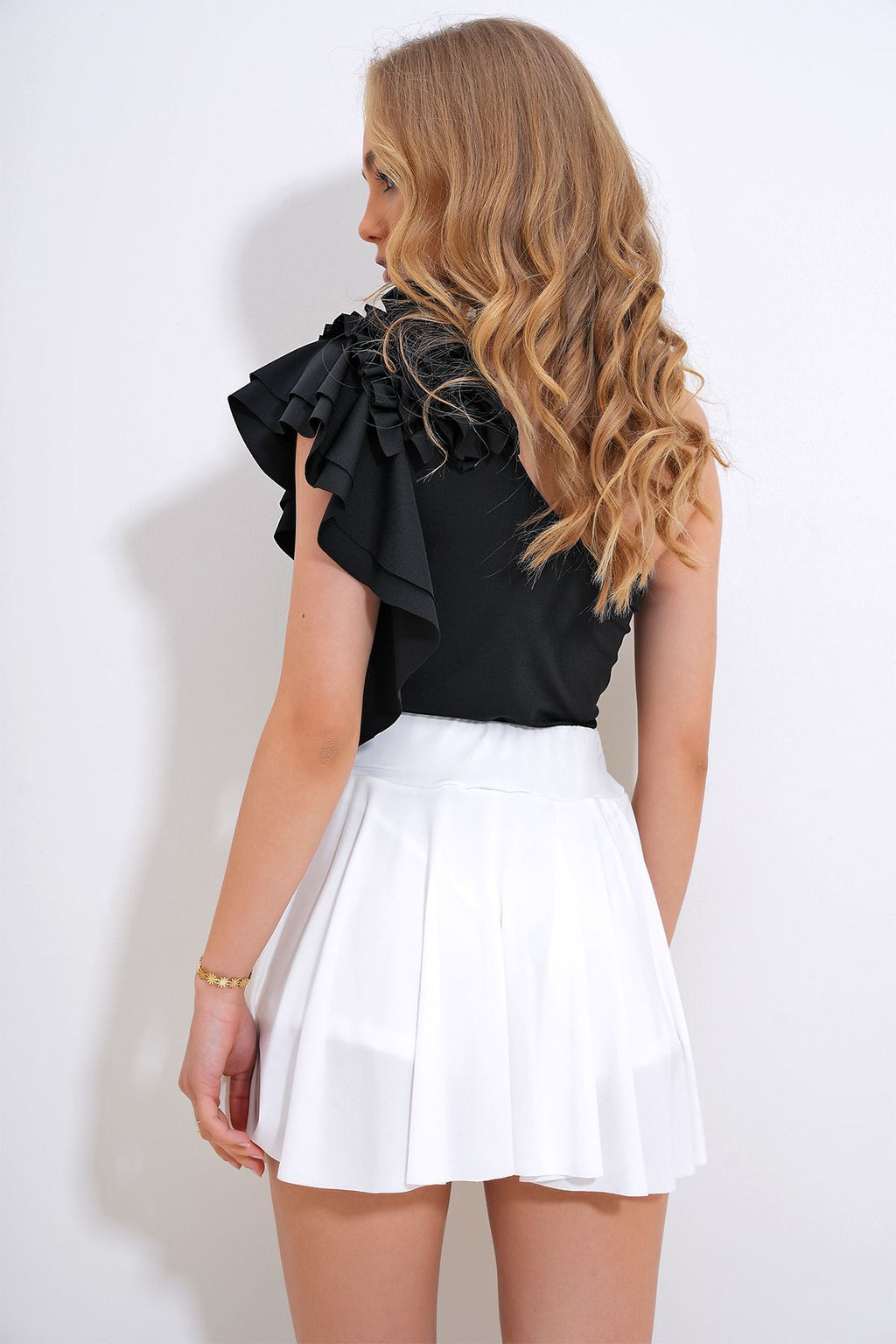 1_org_zoom_6_83e93fd1-1ad7-42bb-af19-22d2f829c2ae - All About Eg