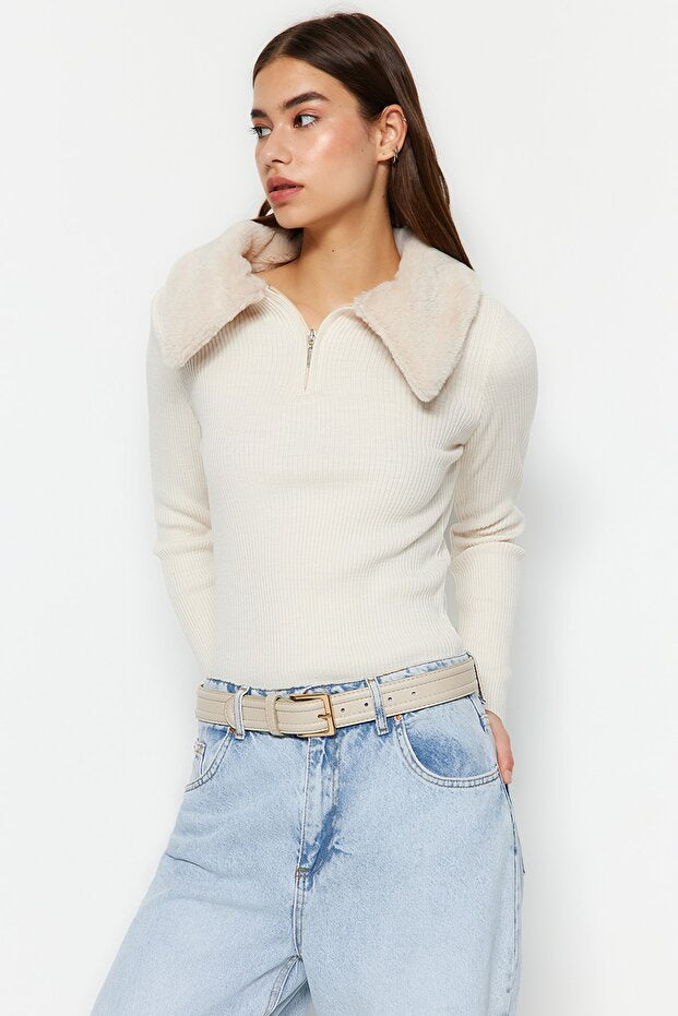 Polo Collar Ecru Knitwear Sweater - Faux Fur Detailed