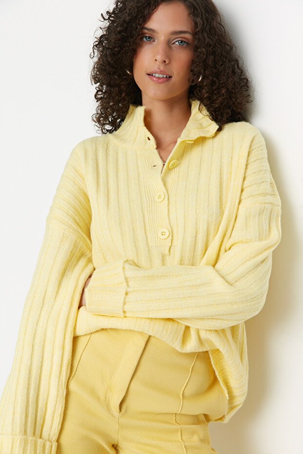 Yellow Wide Fit Soft Textured Stand Collar Knitwear Sweater