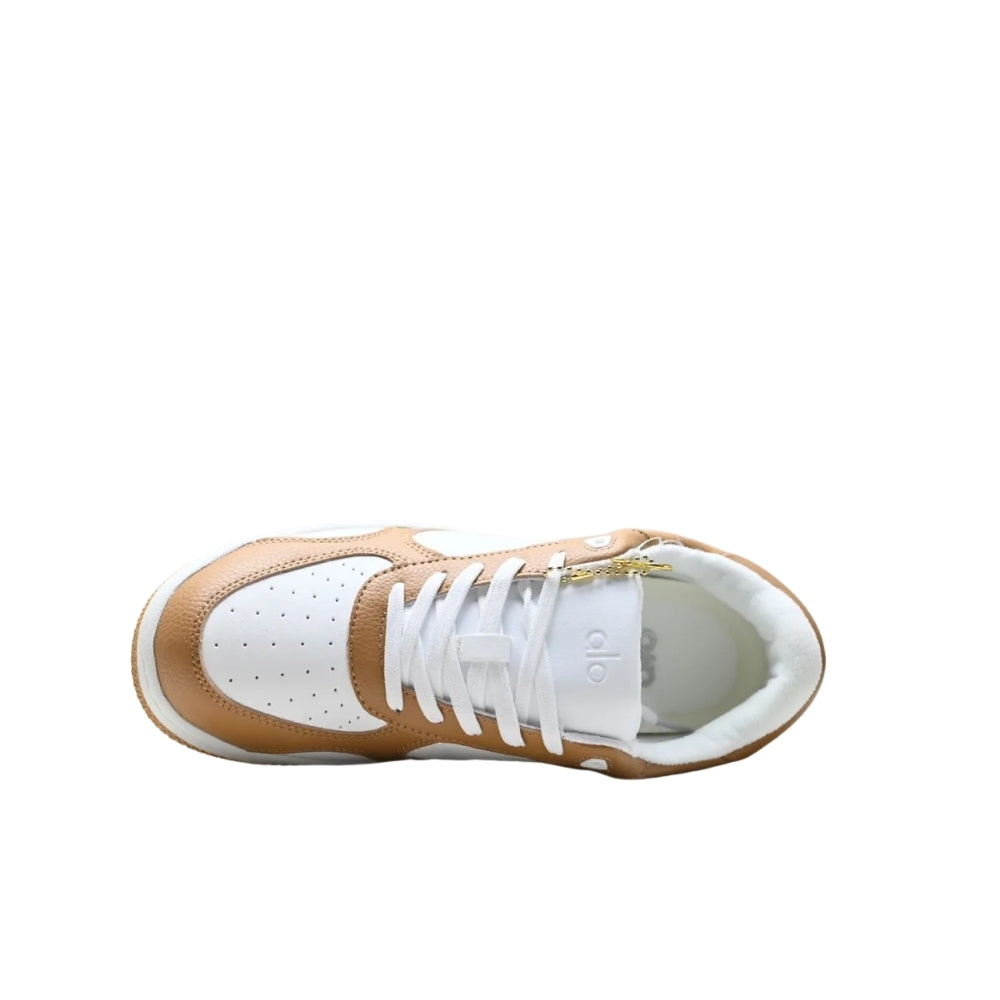 Alo Yoga Recovery Sneakers Beige