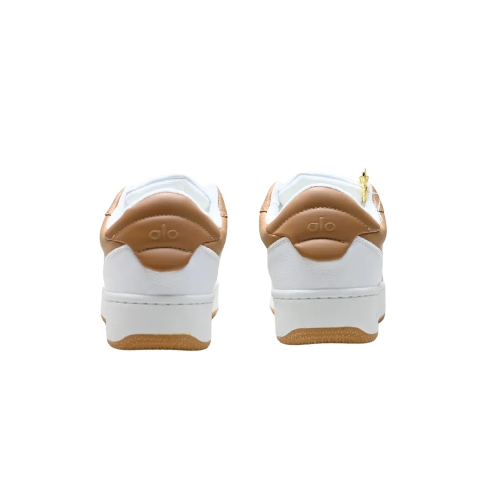 Alo Yoga Recovery Sneakers Beige
