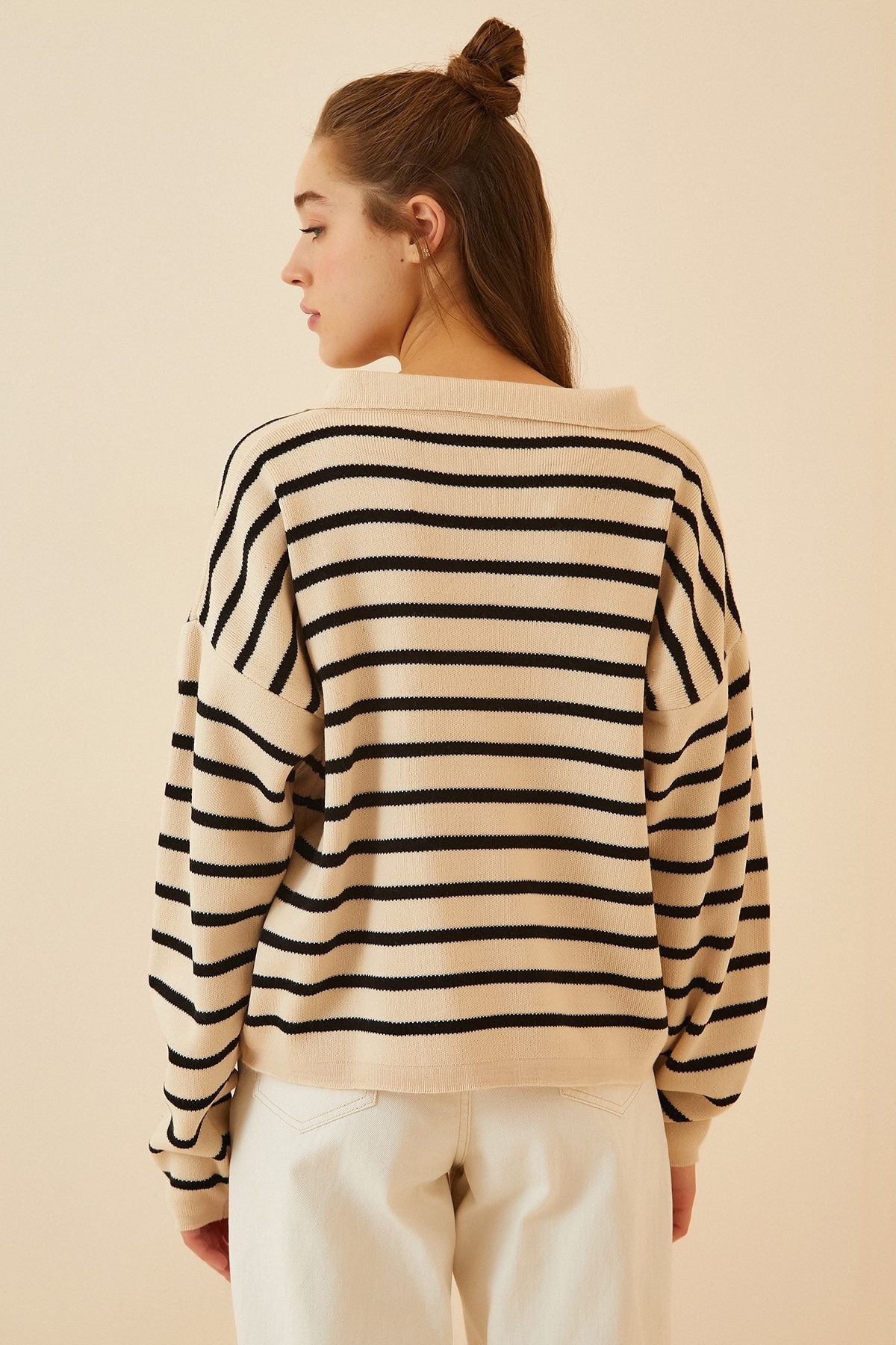 Women's Dark Cream Polo Collar Crop Knitwear Sweatshirt - All About Eg