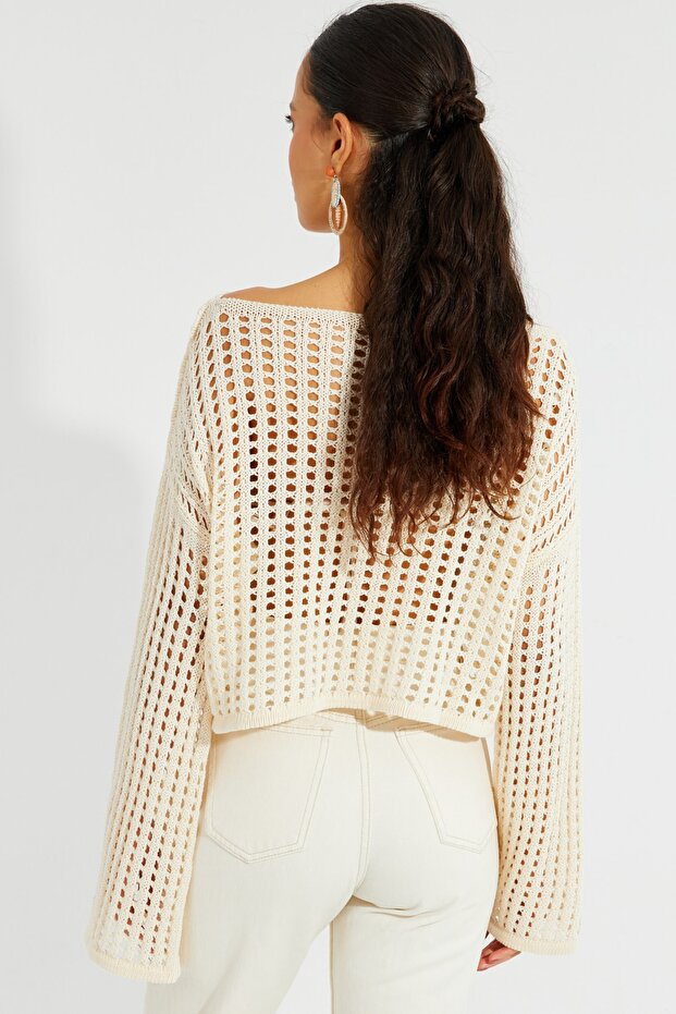 Women's Cropped Knit Top with Spanish Sleeves