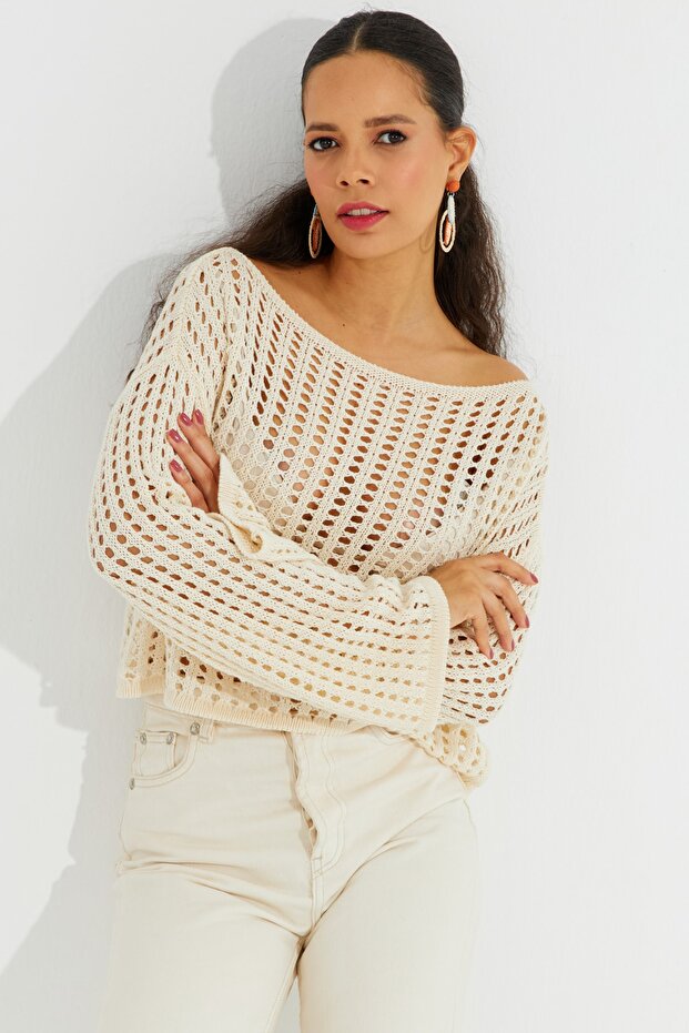 Women's Cropped Knit Top with Spanish Sleeves