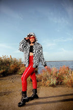 Gabardine Feather Vest On The Shoulder - All About Eg