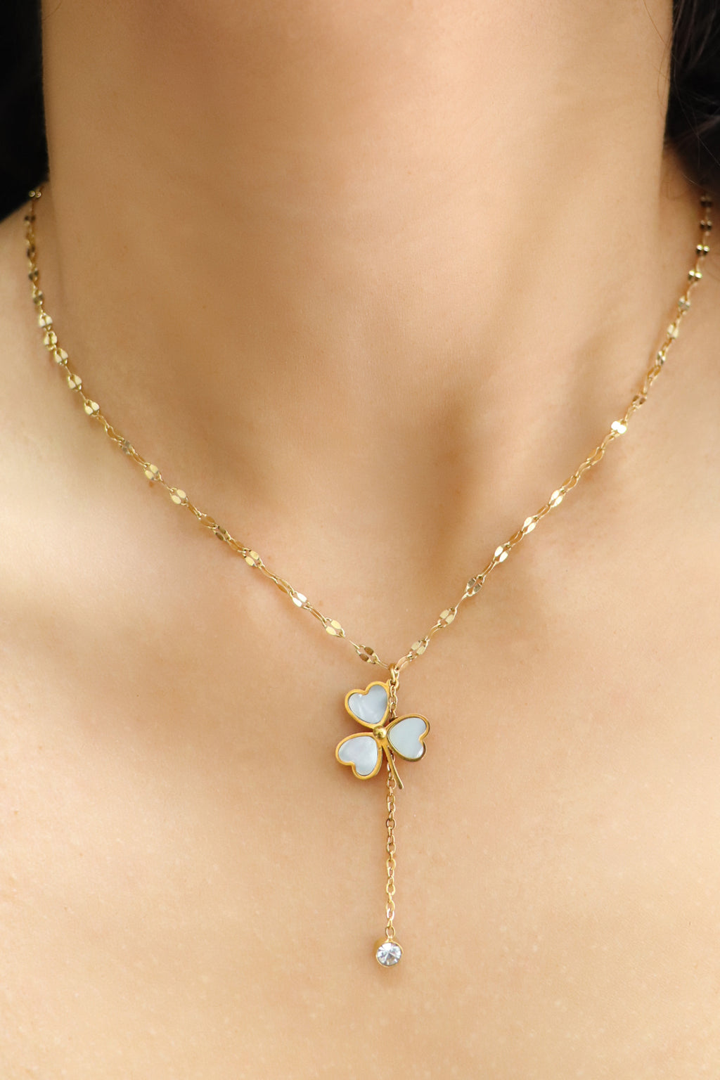 White hearts Necklace - All About Eg