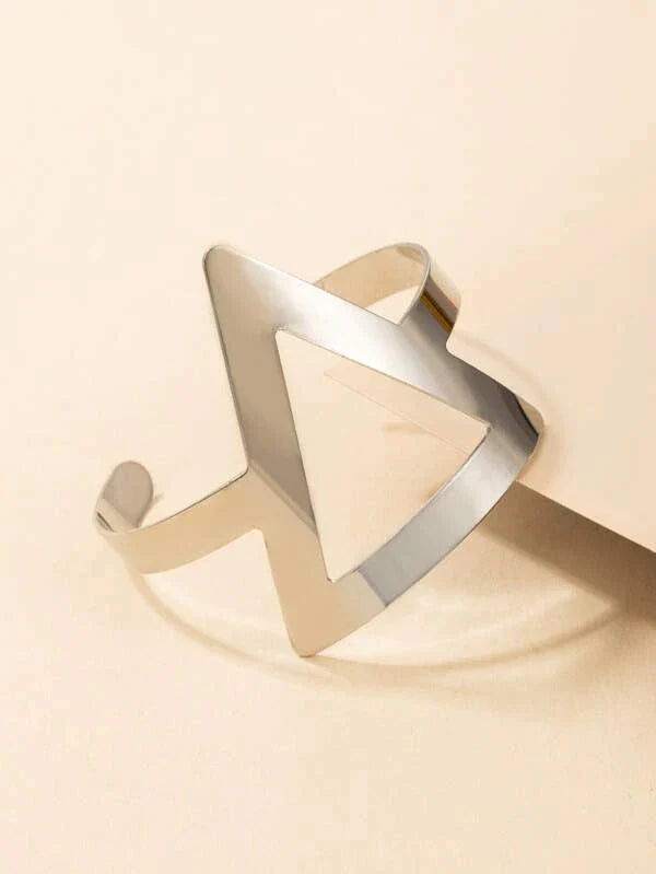 Triangle bracelet - All About Eg