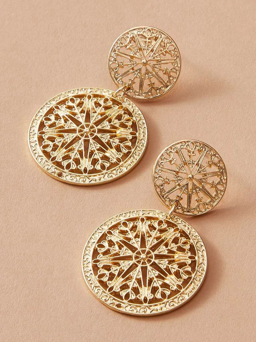 1pair Metallic Hollow Out Floral Drop Earrings - All About Eg