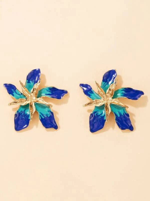Flower design earrings - All About Eg