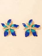 Flower design earrings - All About Eg